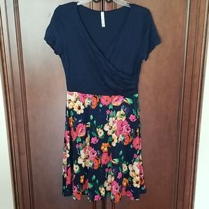 Gilli Botanical Breakfast Dress Navy Floral Sz. L Modcloth